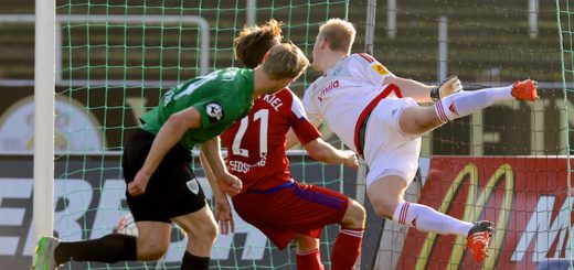 Spielbericht SC Preußen Münster - Holstein Kiel - 2:0