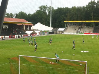 Sicht aus dem Gästeblock (Foto: Julia Z.)